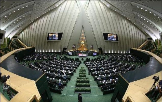 تصویب دو فوریت طرحی که برخی از آرای سابق مراجع قضایی و شبه قضایی را بی اعتبار می‌کند