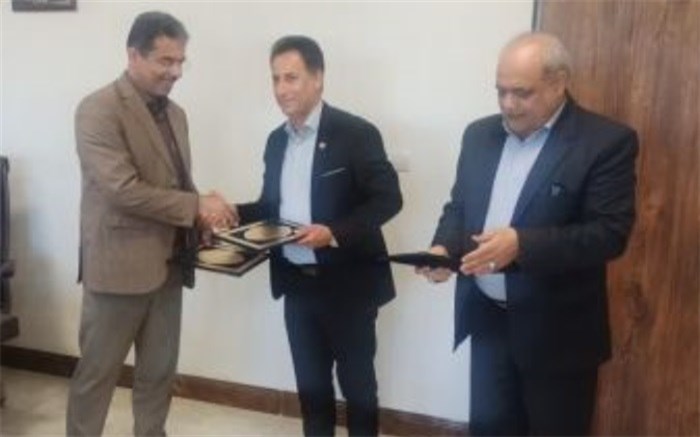 تفاهم‌نامه سه‌جانبه آموزش و پرورش، دادگستری و مرکز وکلا استان بوشهر امضا شد