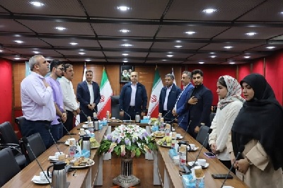 مراسم تقدیر از برگزیدگان پویش نویسندگی و عکاسی پتروشیمی خارک برگزار شد
