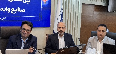 زنگ خطر را به گوش دستگاههای دولتی برای بازنگری سیاستهای مربوط به نخیلات میرسانیم