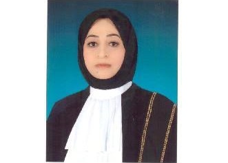 بررسی تعارض تبصره ماده ۴۸ با اصل ۳۵ قانون اساسی؛ شکاف قانون و اجرا در تضمین حق دفاع