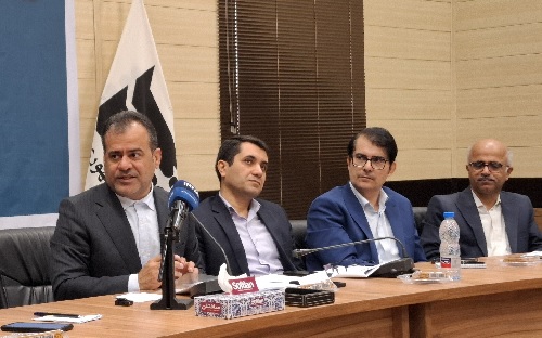 سرانه تولید استان بوشهر حدود ۵ برابر میانگین کشور است/بیش از ۳۵ میلیارد دلار پروژه سرمایهگذاری در استان در دست اجراست/استان بوشهر در رتبه چهارم نرخ فلاکت کشور قرار دارد