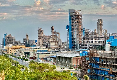 آریاساسول عنوان شرکت برتر صادراتمحور در رویداد رتبهبندی شرکتهای برتر ایران را کسب کرد