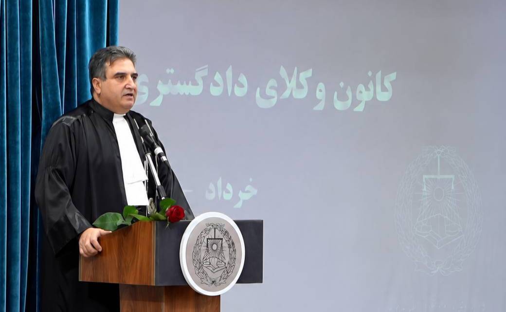 شرافت حرفهای را فدای مصلحت نکنید