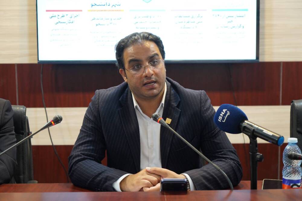 صنایع نفت و گاز در بوشهر برخلاف خوزستان به ظرفیتهای داخلی اعتماد ندارند/عقبماندگی فناوری، سرمایهگذاران را از استان دور کرده است صنایع نفت و گاز در بوشهر برخلاف خوزستان به ظرفیتهای داخلی اعتماد ندارند/عقبماندگی فناوری، سرمایهگذاران را از استان دور کرده است