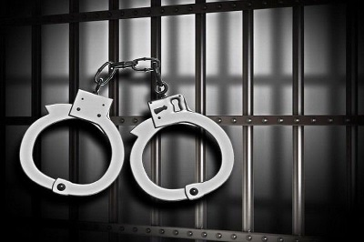 مجازات جرم نزاع دسته جمعی در قانون؛ شرایط تحقق ماده ۶۱۵ و حکم درگیری با سلاح مجازات جرم نزاع دسته جمعی در قانون؛ شرایط تحقق ماده ۶۱۵ و حکم درگیری با سلاح